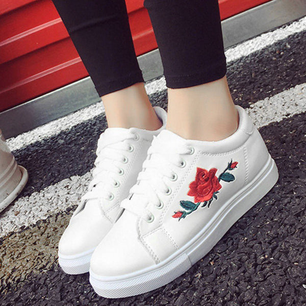 Embroidered canva shoes