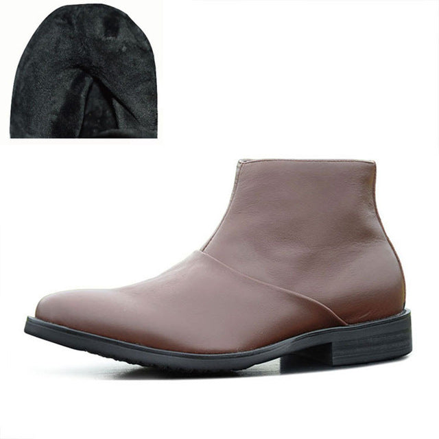 Male social tide chukka shoe