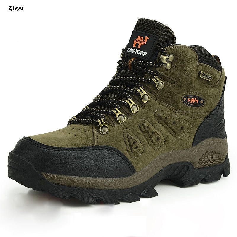 2017 new leather mountaineering boots