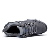 Men Outdoor Sneakers