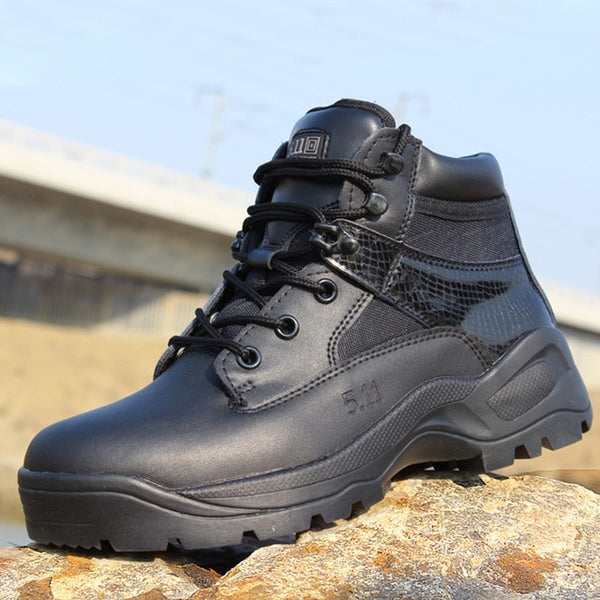 Winter leather mountaineering boots