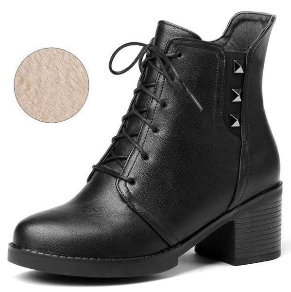 Hiking Ladies Vintage Rivet Shoes